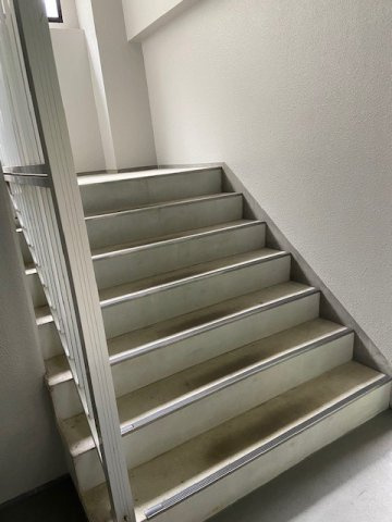 グリーンパーク西木田のその他共用部分|共用階段