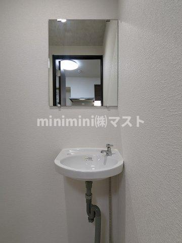 第一長谷ビルの洗面所