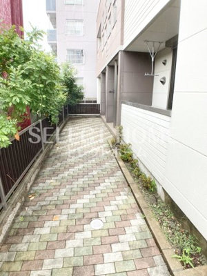 【エントランス】 | パークハイム | 清潔なエントランスです