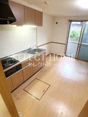 【居間・リビング】 | パークハイム