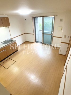 【居間・リビング】 | パークハイム | 同型タイプゆったりとしたリビングです