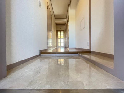 【玄関】 | メゾン・ド・フロール