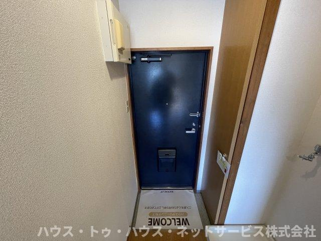 メールオフィスＳＫビルの玄関