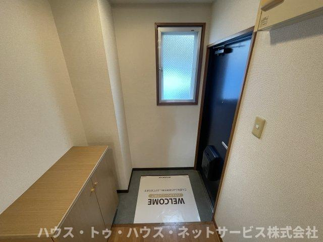 メールオフィスＳＫビルの玄関