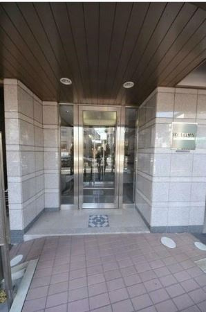 【エントランス】