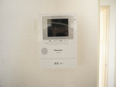 【セキュリティ】 | アレストカネコ1棟 | 訪問者の確認ができるTVドアホン付きです♪