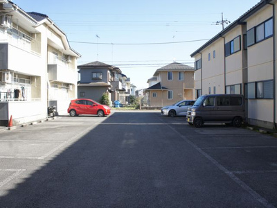 【駐車場】 | アレストカネコ1棟 | 駐車場使用可能です♪