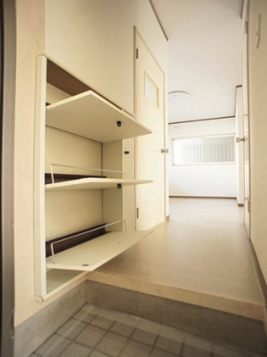 【玄関】 | アレストカネコ1棟 | 玄関スッキリ！