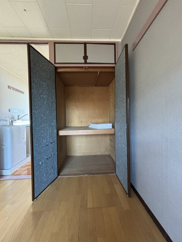 大きなスペースがあり、収納には困りません♪