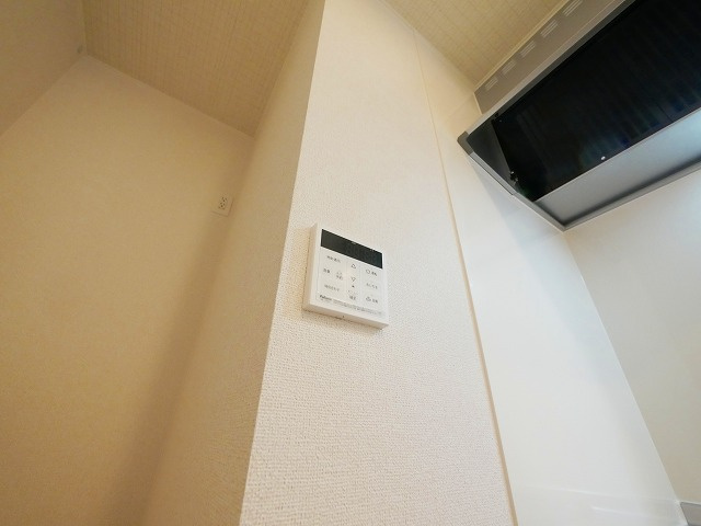 グレイス加茂　Ⅱの設備|給湯器のリモコンです