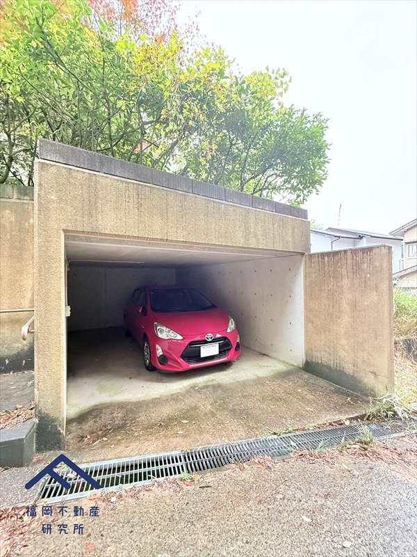 大野城市乙金東２丁目　戸建ての駐車場