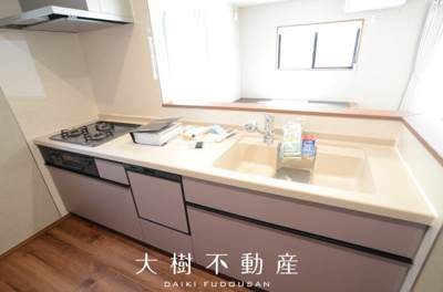 【キッチン】 | 綾瀬市大上8丁目　新築戸建て　全4棟【仲介手数料無料】