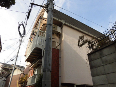 【外観】 | ビラすずらん | レトロな外観です