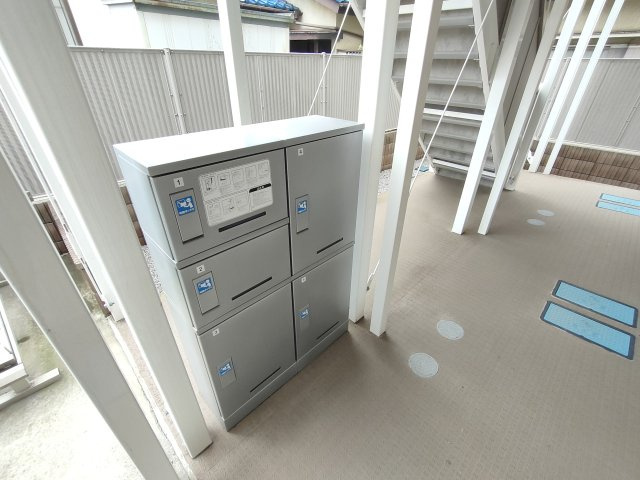 リブリ・ピーノ岩槻のその他共用部分|宅配ボックス