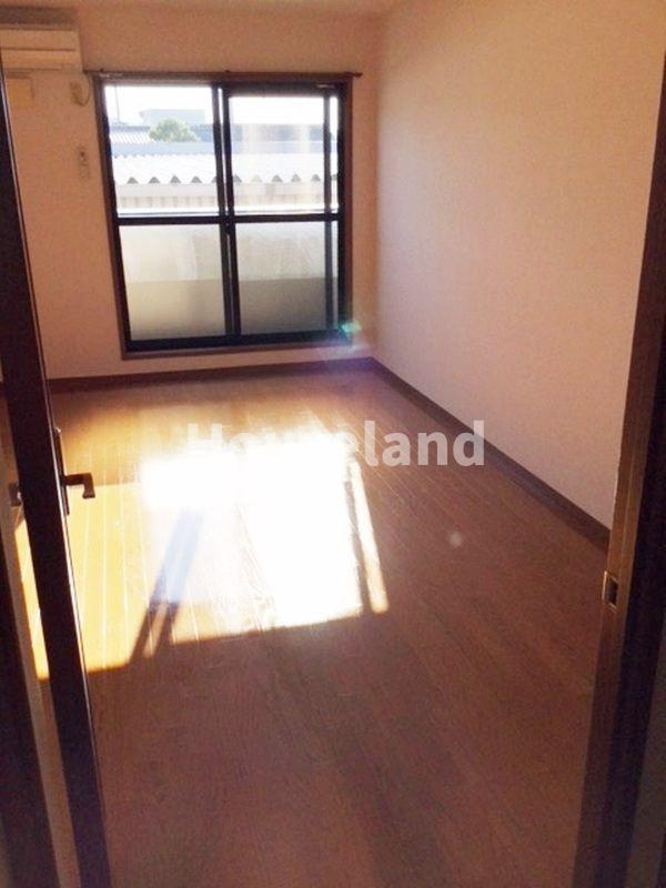 フジパレス 手平 の洋室