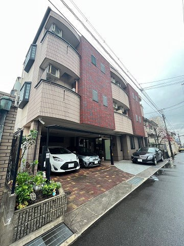 ディーシモンズの外観