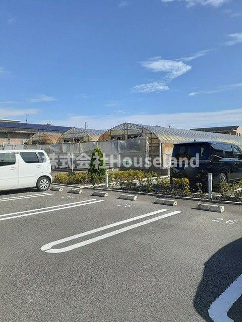 シャンティ Ⅱの駐車場