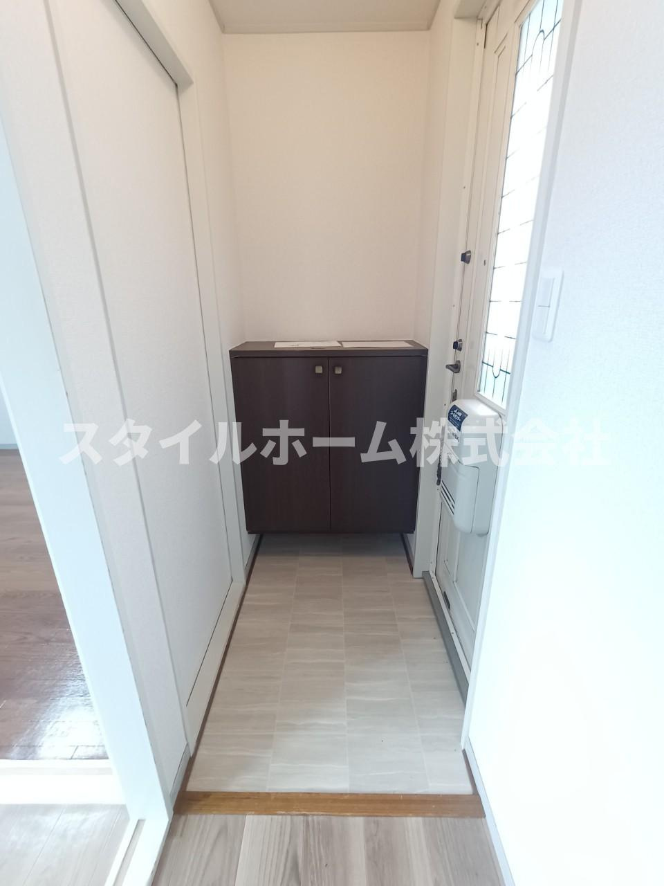 セジュール東山B棟の玄関