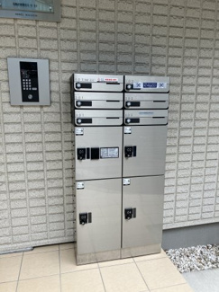 【その他共用部分】 | 不在時のお荷物管理にも便利な宅配ボックス