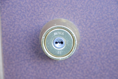 【防犯設備】 | ライオンズマンション本厚木第２ | 当然のことではありますが、オートロックやセンサーライト、ホームセキュリティーなどの防犯設備があれば、小さいお子様がいるご家庭も安心ですよね！まず物件購入の際は、防犯設備もチェックするようにしましょう。