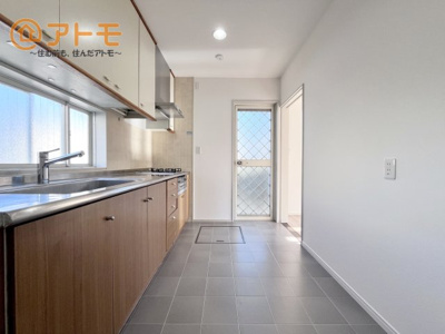 【キッチン】 | 裾野市千福が丘1丁目　中古一戸建て