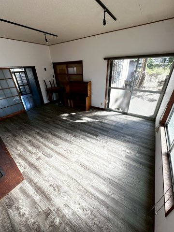 相生２丁目N戸建の洋室|ゆったりした洋室です