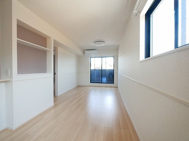 グレイス加茂　Ⅱの居間・リビング