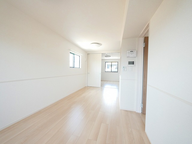 グレイス加茂　Ⅱの居間・リビング|ゆったりとしたリビングです