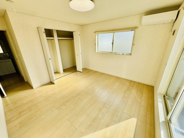 【中古】前橋市天川大島町　※アイダ設計施工の洋室