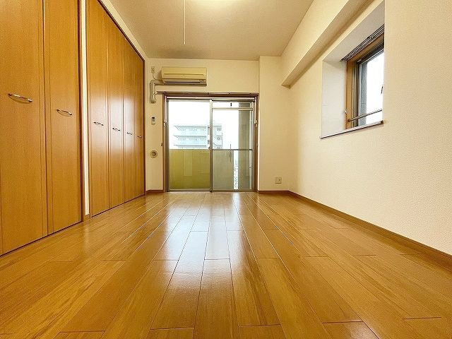 【居間・リビング】 | プレミールコノミ | 別号室の写真になります。現況優先。