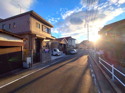 【前面道路含む現地写真】 | 天白区島田四丁目　売戸建 | 前面道路