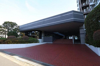 【エントランス】 | ペット飼育可能！防犯カメラ付き新耐震基準適合大規模マンション西葛西ハイツは即日現地案内可能となっておりますので、お気軽にお問い合わせください！