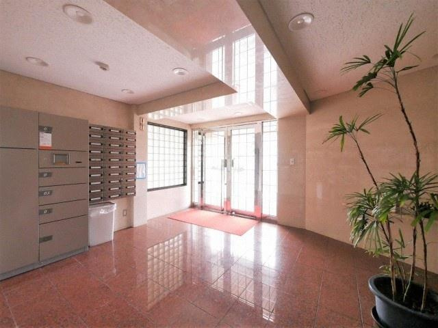 第15関根マンションのロビー