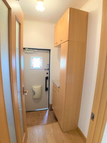 コンフォート　スクエアAの玄関