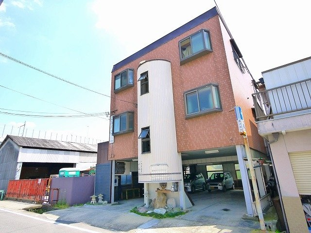 森川ハイツの外観|外はこのようになっています