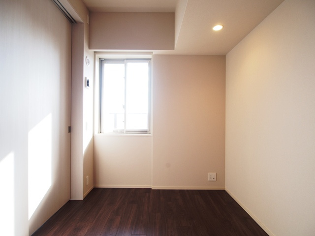 プラウド阪急塚口駅前の寝室|寝室です