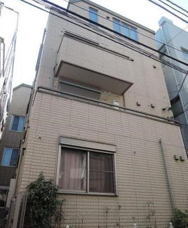 【外観】 | 鉄骨造のがっしりした建物。