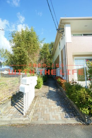 グリーンビラ【キャッシュバック対象】のエントランス|毎日通るエントランスはこのようになっています