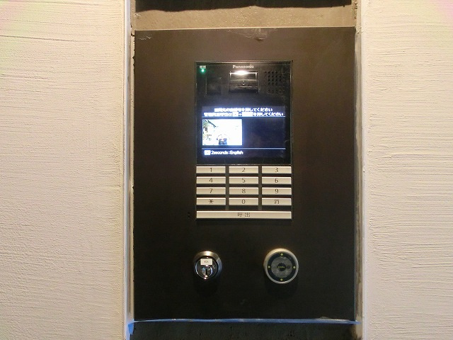 ライトテラス上野のエントランス