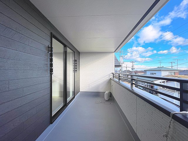 新築戸建・建売　いわき市内郷高坂町2期　全1棟　高坂小・内郷第一中のバルコニー