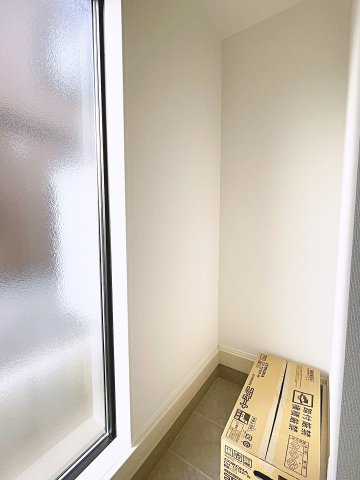 新築戸建・建売　いわき市内郷高坂町2期　全1棟　高坂小・内郷第一中の玄関