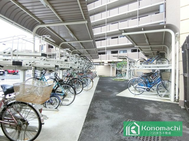 ナイスパークステイツ桜のその他共用部分|広々とした駐輪スペース