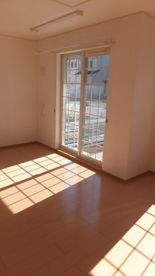 【居間・リビング】 | グランデュールコートＣ | ゆったりとした居間です