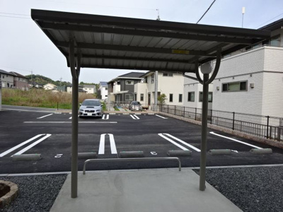 【その他共用部分】 | ポム・ダムールL | 自転車置き場