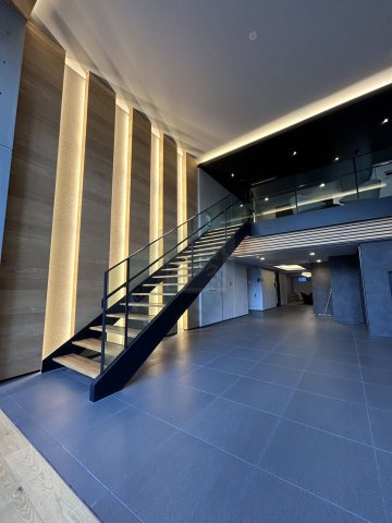 クロスレジデンス高田馬場のロビー