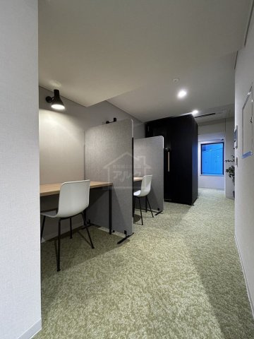 クロスレジデンス高田馬場のその他共用部分|テレワークに最適なコワーキングスペース完備