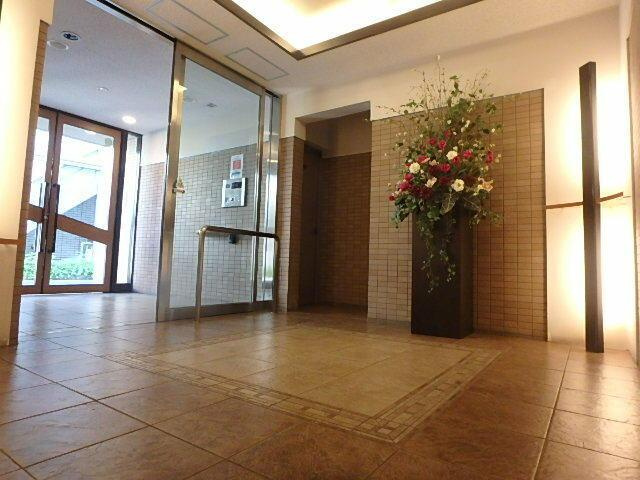 スペーシア池尻大橋のロビー