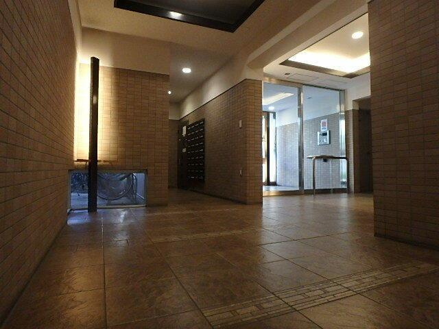 スペーシア池尻大橋のロビー