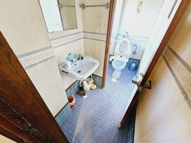 さつきビル2階（1階）のトイレ