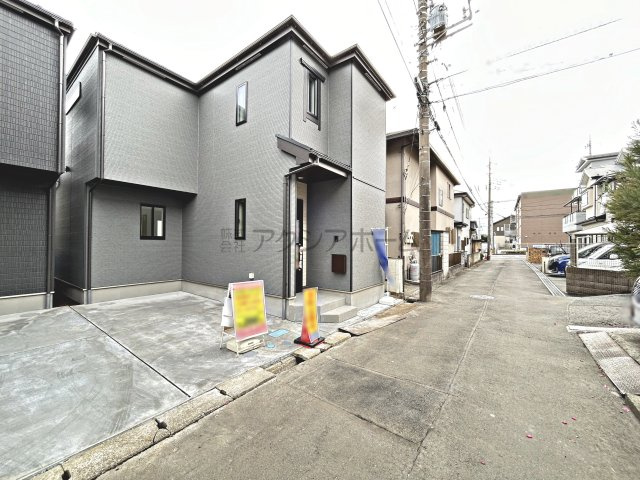 狭山市北入曽・全2棟　新築一戸建　1号棟　～駅徒歩15分～の駐車場|1台駐車可能です